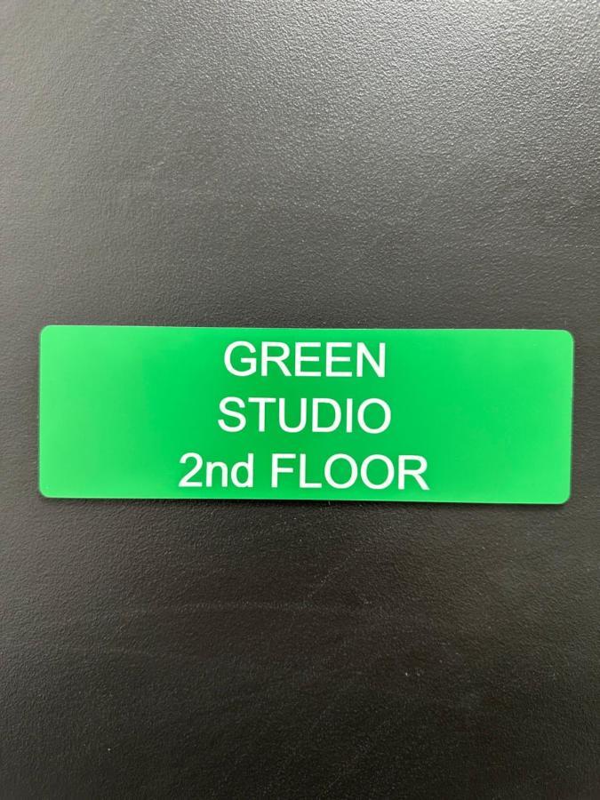 Green&Purple Studio 24-24 Access Bois-Colombes Exterior foto